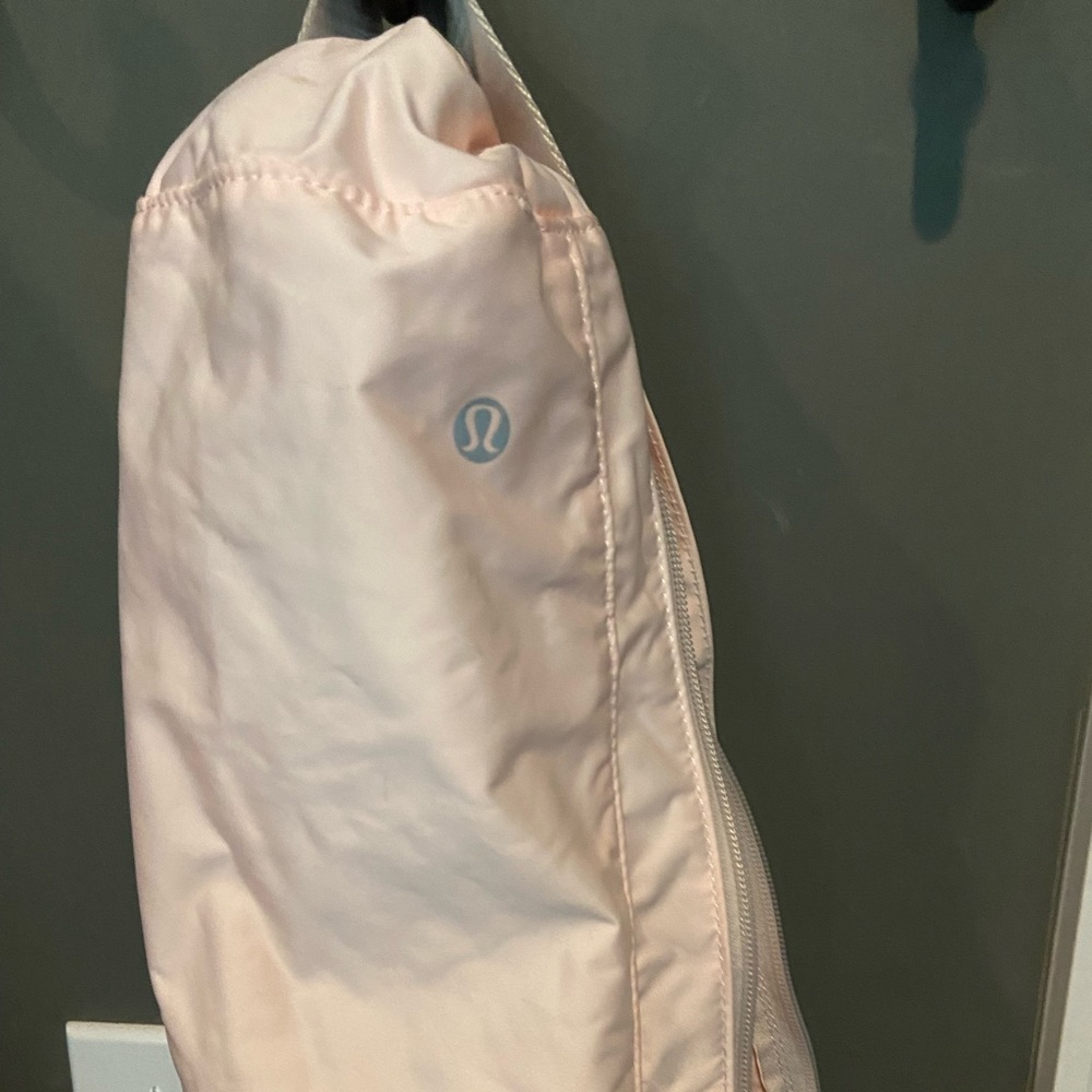 Lululemon pink Yoga mat bag